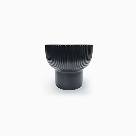 Judi Black (M)